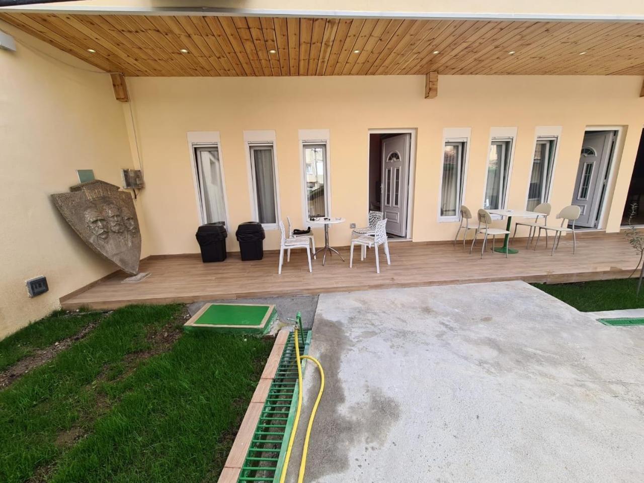 Tirana Center Apartaments Экстерьер фото
