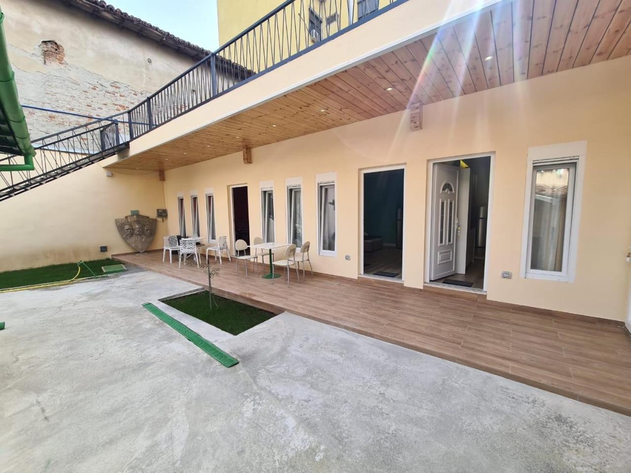 Tirana Center Apartaments Экстерьер фото